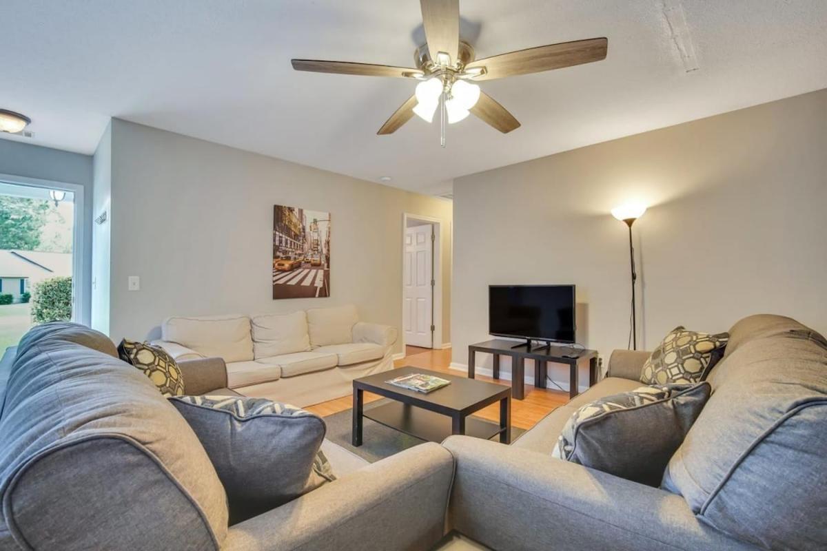 Charming Gray Home- 5 Mins From Gsu! Statesboro Exteriör bild